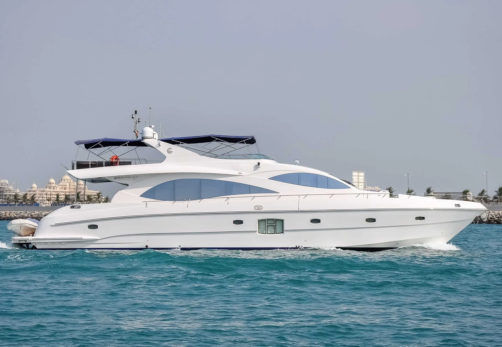 88 Feet Private Yacht